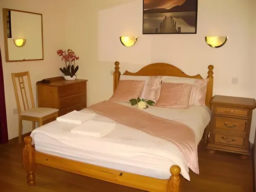 Stansted Airport Lodge Zimmer Photos