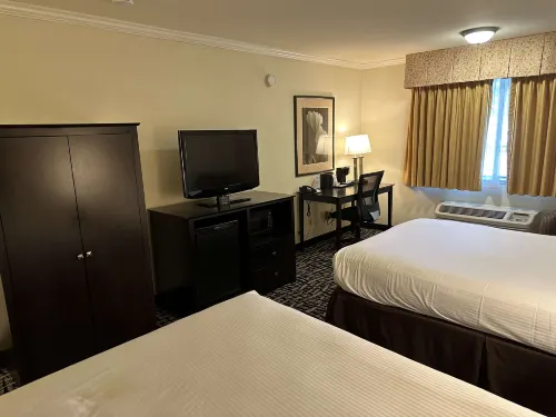 Best Western Plus Inn of Hayward Chambres Photos
