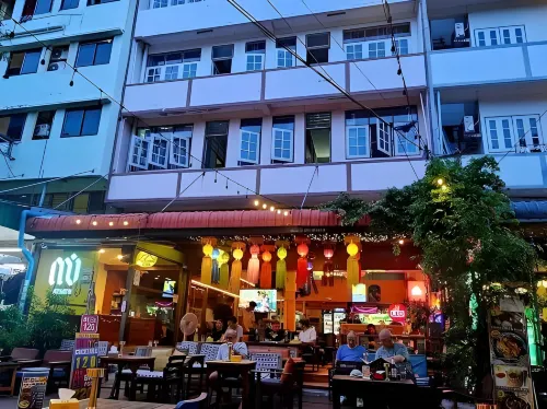 Merry V. Guesthouse Ăn uống Photos