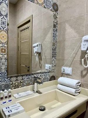 Bristol Hotel Tashkent Huoneet Photos
