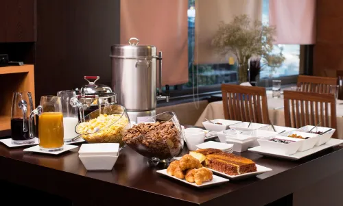 Bass Boutique Hotel Dining Photos