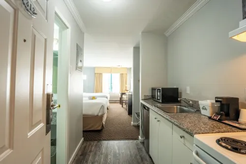 Days Inn by Wyndham Kamloops BC Photos