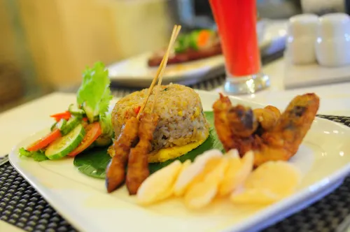 Hotel @HOM Semarang by Horison Makanan Photos