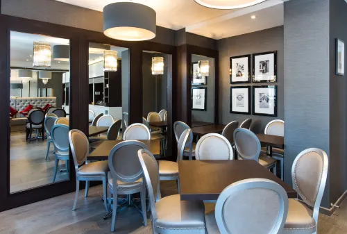 Best Western Buckingham Palace Rd Restauration Photos