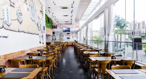 Trade Hotel Dining Photos