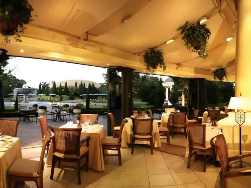 Mondior at Emperors Palace Restauration Photos