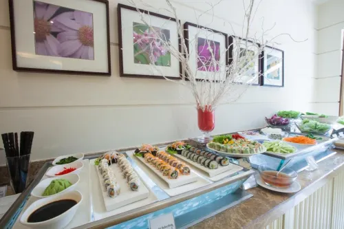 Hilton Garden Inn Hanoi Dining Photos