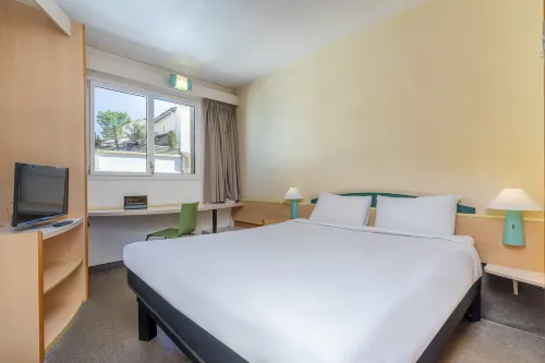 B&B HOTEL Marseille Prado Parc des expositions Photos