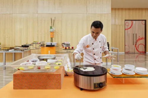 HARRIS Hotel & Conventions Kelapa Gading - Jakarta Makanan Photos