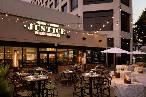 Doubletree by Hilton Los Angeles Downtown Featured Photos