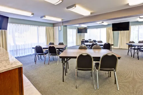 Dayton House Resort, BW Signature Collection Business Facilities Photos