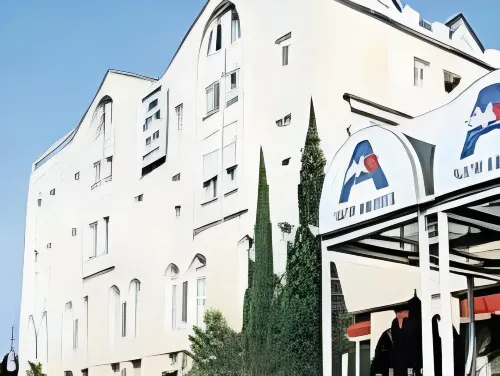 Hôtel Arles Plaza Außen Photos