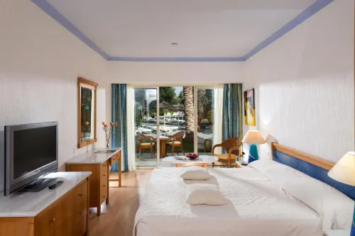 Paphos Gardens Holiday Resort Номера Photos