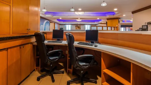 Best Western Premier Toronto Airport Carlingview Hotel Fasilitas Bisnis Photos