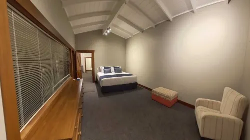 Magnolia Park Kamar Photos
