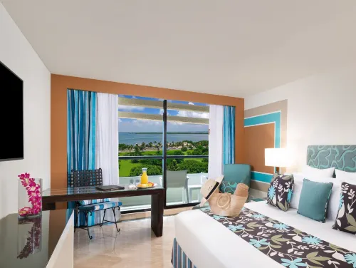 The Pyramid Cancun by Oasis - All Inclusive Photos