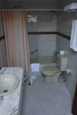 B&B HOTEL Gijón Centro Begoña Photos