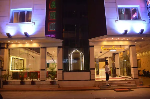 Hotel Grand Godwin - Near New Delhi Railway Station - Free Airport Pick-up Extérieur Photos