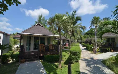 Nakara Long Beach Resort Phòng Photos