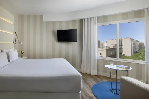 NH Madrid Balboa Rooms Photos