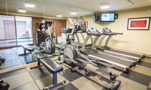 Holiday Inn Express & Suites Auburn Loisirs et amusements Photos