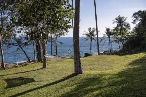 Centara Villas Phuket Рядом с отелем Photos