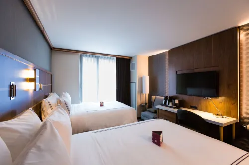 Crowne Plaza HY36 Midtown Manhattan Rooms Photos