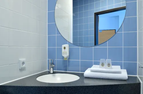 B&B HOTEL Fulda-City Zimmer Photos