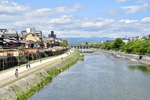 Miru Kyoto Nishiki Featured Photos