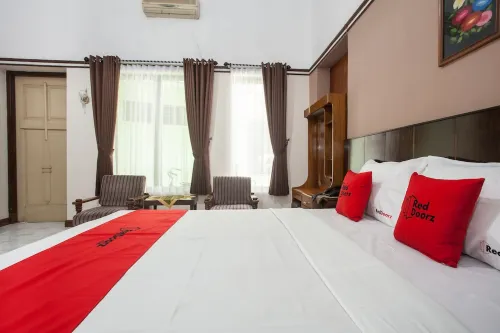 RedDoorz near Balai Kota Malang Kamar Photos
