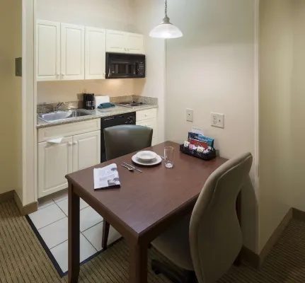 Homewood Suites by Hilton Newark - Cranford Chambres Photos
