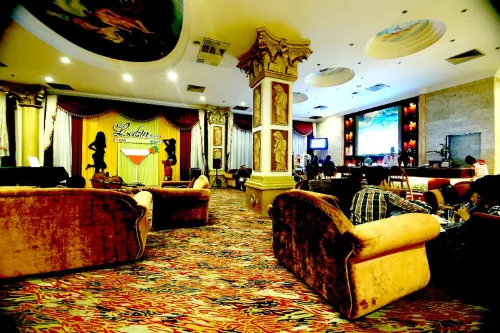 Pacific Palace Hotel Area Publik Photos