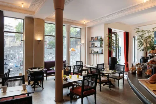 Le 123 Elysees - Astotel Mahlzeiten Photos