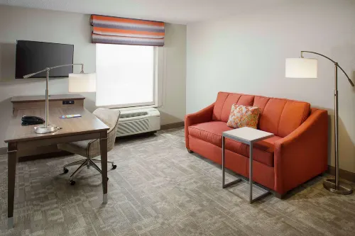 Hampton Inn by Hilton Garden City Long Island Chambres Photos