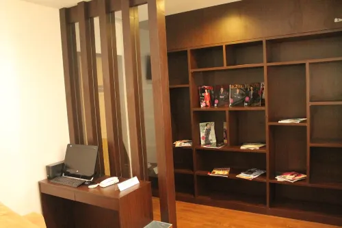Laras Asri Resort and SPA Fasilitas Bisnis Photos
