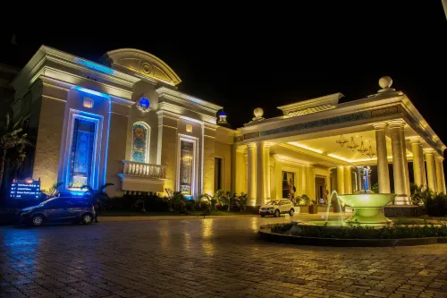 Sheraton Grand Palace Indore Exterior Photos