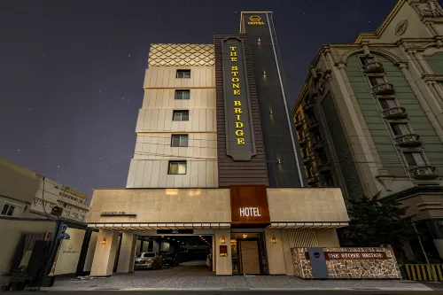 The Stone Bridge Hotel Sasang Exterior Photos