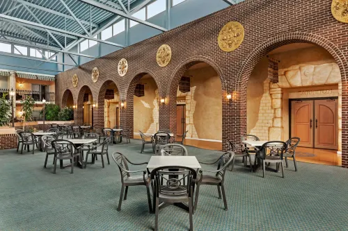 Ramada by Wyndham Fredericton Dining Photos