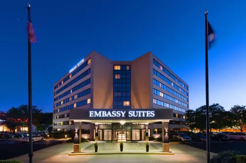 Embassy Suites by Hilton Tysons Corner Featured Photos