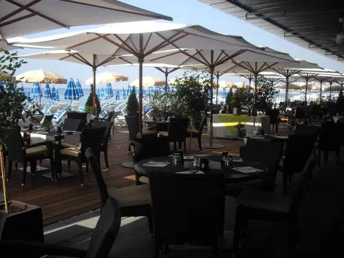 Hotel Gounod Fully Renovated Dining Photos