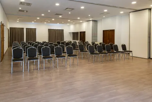 Ramada Plaza by Wyndham Dubai Deira Espaces Affaires Photos