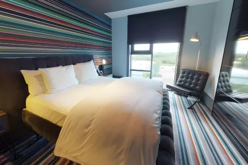 Village Hotel Solihull Zimmer Photos