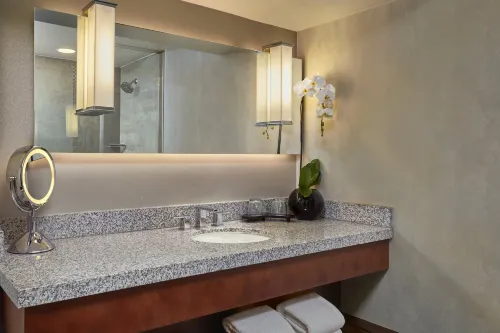 Loews Hollywood Hotel Camere Photos