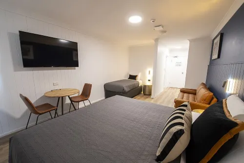 Southend Hotel Rooms Photos