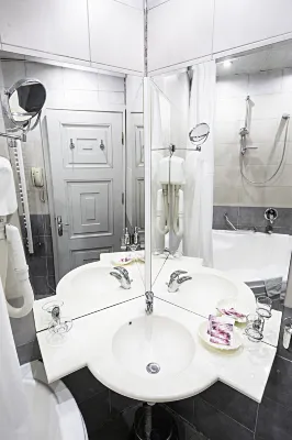 Relax Comfort Suites Hotel Photos