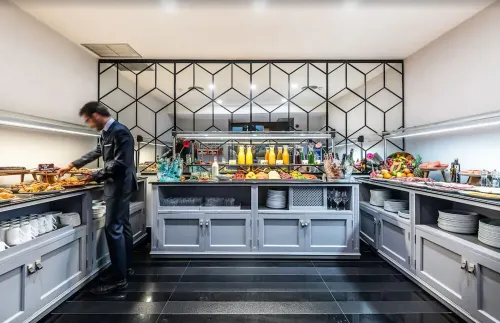 Intelier Palacio San Martin Dining Photos