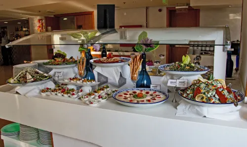Ramada Resort Dead Sea Spisning Photos