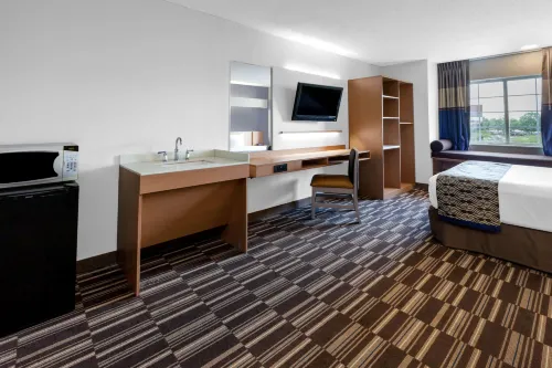 Microtel Inn & Suites by Wyndham BWI Airport Baltimore Photos