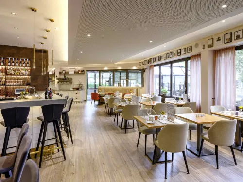 Mercure Hotel Saarbruecken City Dining Photos