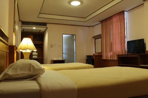 Rattana Park Hotel Photos